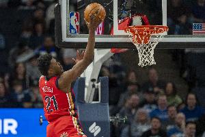 pg官网-被限制得很难受！米西半场进攻端8中0颗粒无收 拿到6板3帽