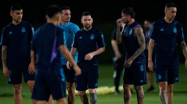 pg-【前瞻】斯卡洛尼变阵5后卫要和范加尔比谁更保守？