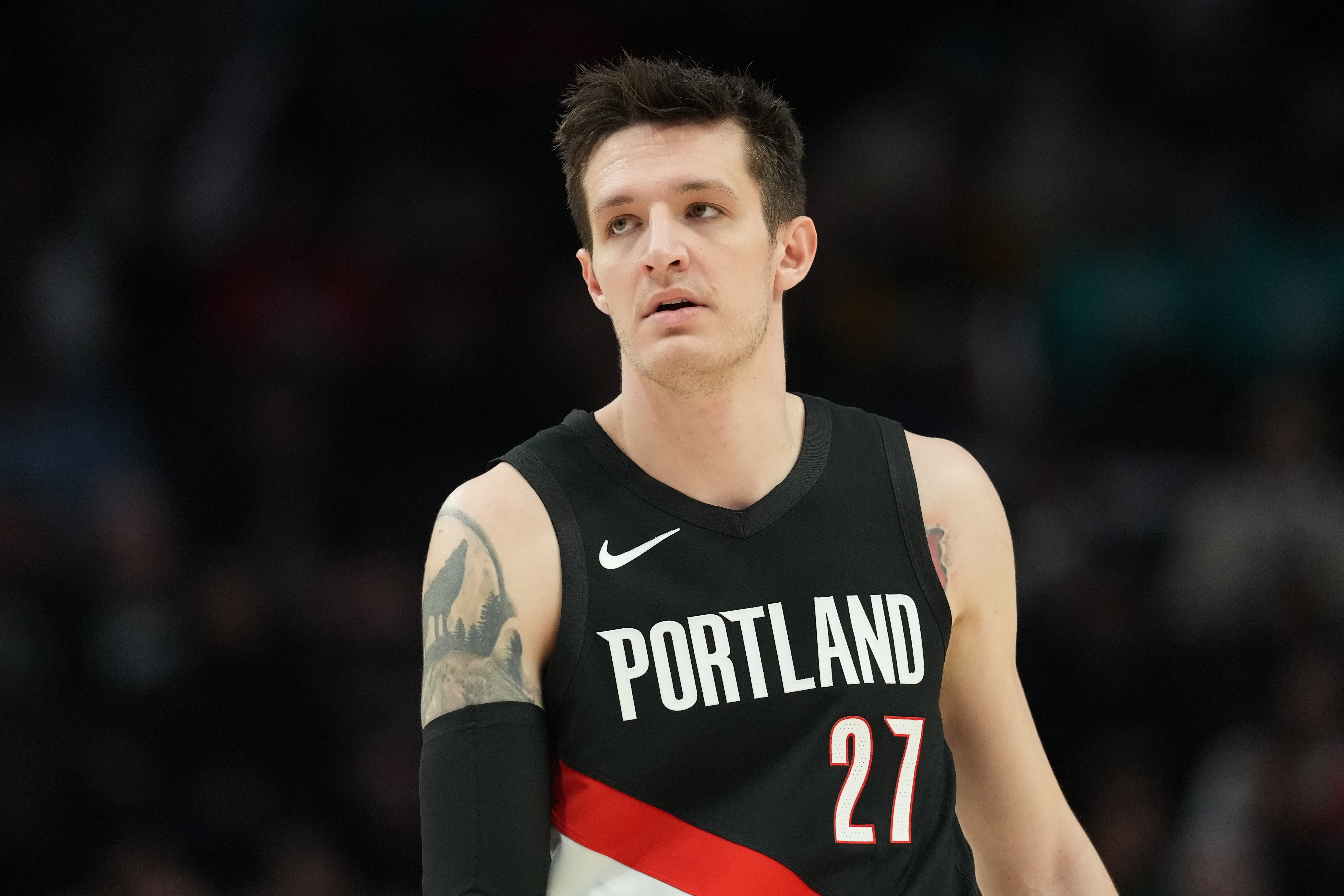 pg-明天开拓者客战马刺 克雷伊奇&amp;夏普小概率出战 格兰特缺阵